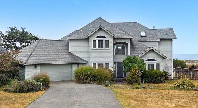 Photo of 2612 Knox Cove Dr, Mckinleyville, CA 95519
