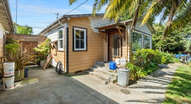 Photo of 36 Rosemary St, Ferndale, CA 95536