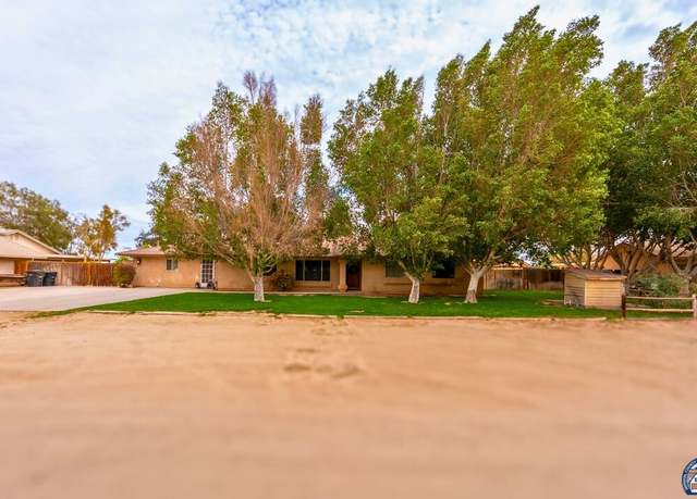 Property at 1922 Paula Ln, Holtville, CA 92250, 4 beds, 3 baths