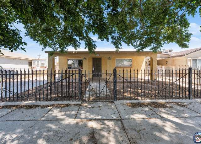 Property at 1053 Ea D St, Brawley, CA 92227, 4 beds, 3 baths