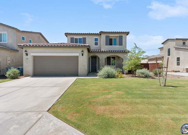 Property at 685 Linda Vista St, Imperial, CA 92251, 5 beds, 3 baths