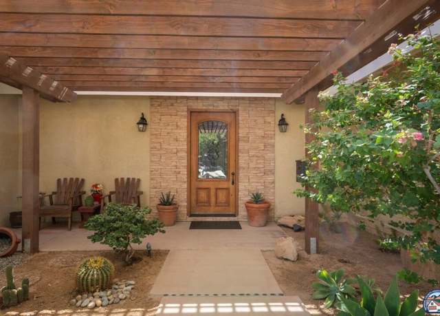 Property at 670 Sycamore Dr, Brawley, CA 92227, 3 beds, 2 baths