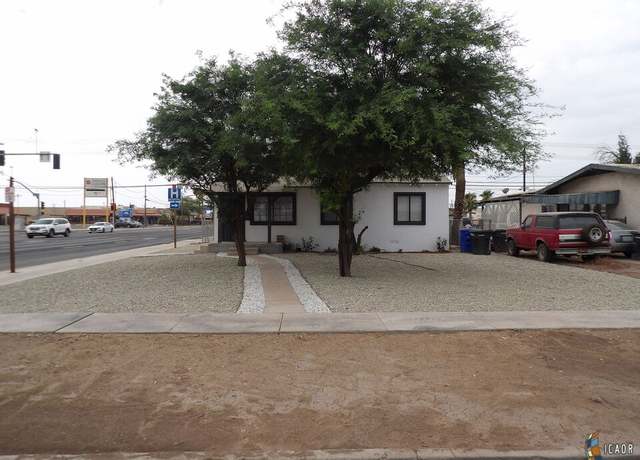 Property at 407 Sandalwood Dr, El Centro, CA 92243, 3 beds, 1 bath