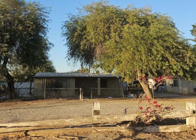 Property at 230 E Gillett St, El Centro, CA 92243, 2 beds, 1 bath