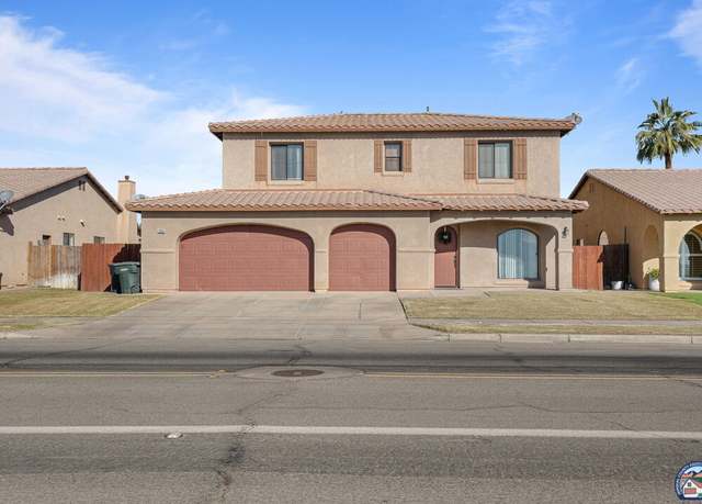 Property at 2858 Ross Ave, El Centro, CA 92243, 4 beds, 3 baths