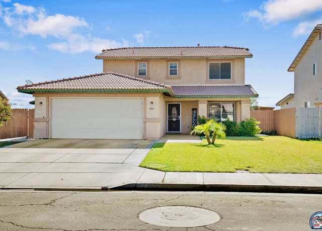 Property at 864 Hickory Ct, Brawley, CA 92227, 4 beds, 3 baths