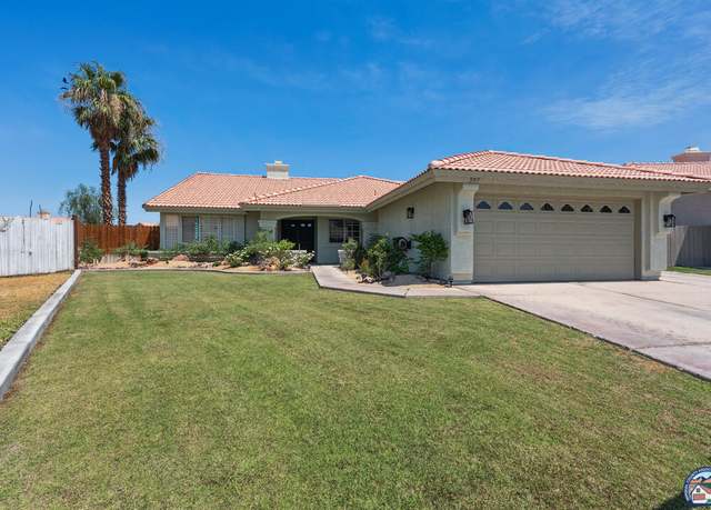 Property at 597 Larkspur Ln, Imperial, CA 92251, 4 beds, 2 baths