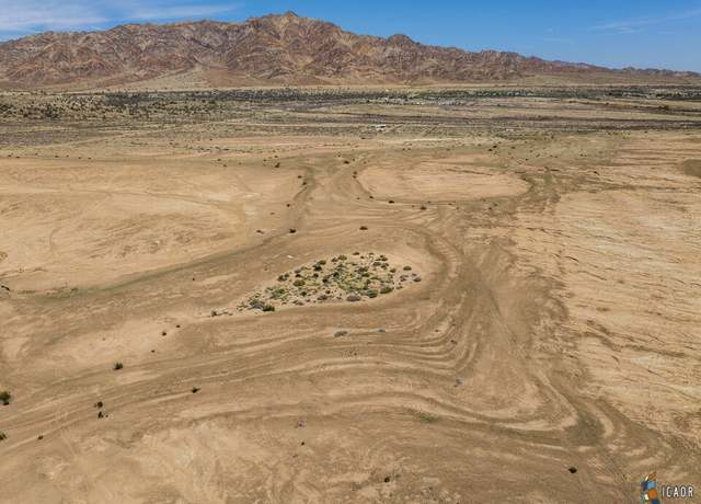 Property at 10550 Chick Rd, Niland, CA 92257