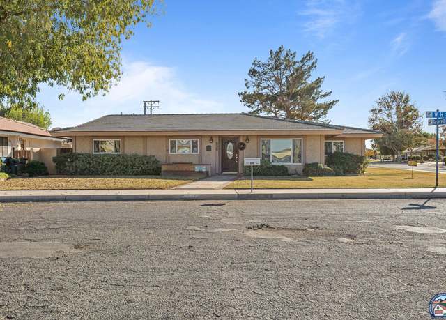 Property at 636 W H St, Brawley, CA 92227, 4 beds, 3 baths