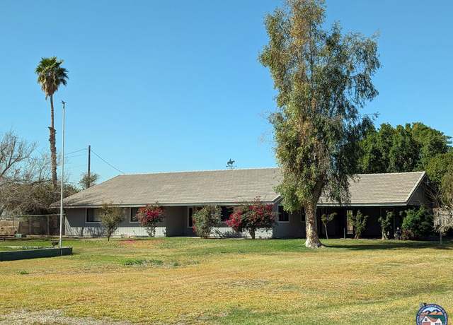 Property at 2201 Cross Rd, El Centro, CA 92243, 3 beds, 3 baths