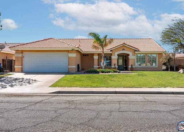 Property at 956 Calle Del Sol, Brawley, CA 92227, 4 beds, 2 baths