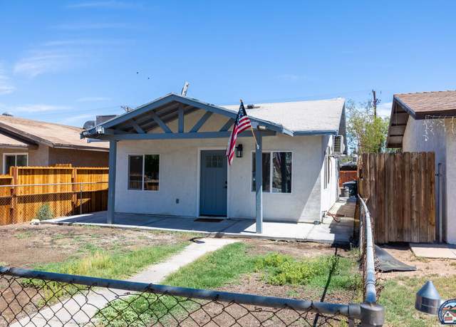 Property at 522 W Hamilton Ave, El Centro, CA 92243, 2 beds, 1 bath