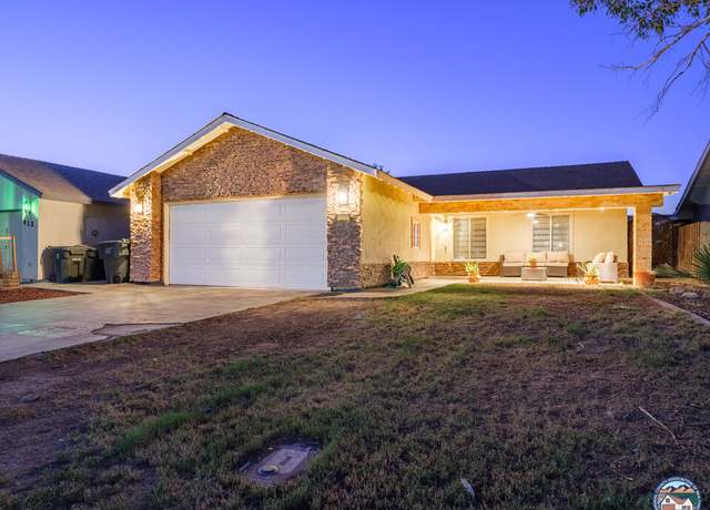 Property at 415 Silverado Trl, Imperial, CA 92251, 3 beds, 2 baths