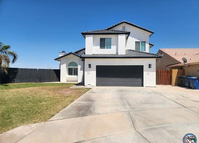 Property at 297 Chisolm Trl, Imperial, CA 92251, 4 beds, 2.5 baths