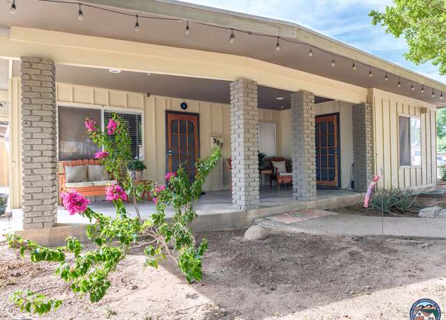 Property at 307 W D St, Brawley, CA 92227, 3 beds, 2 baths