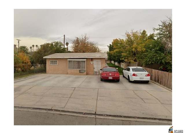 Property at 551 Giles Ave, Calexico, CA 92231, 8 beds, 4 baths