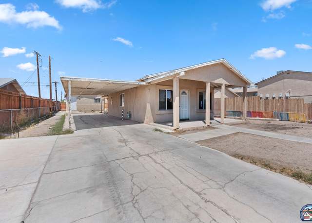 Property at 226 Maple Ave, El Centro, CA 92243, 4 beds, 3 baths