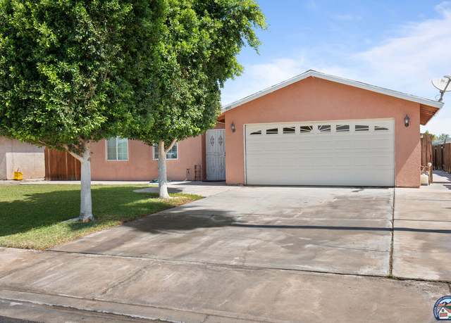 Property at 981 Nosotros St, Calexico, CA 92231, 4 beds, 2 baths