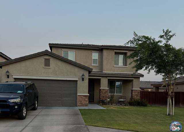 Property at 641 Linda Vista St, Imperial, CA 92251, 5 beds, 2.5 baths