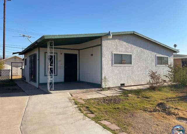 Property at 337 W Hamilton Ave, El Centro, CA 92243, 3 beds, 2 baths