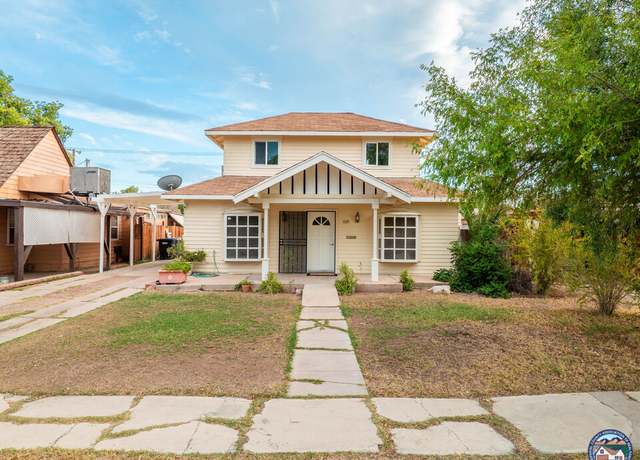 Property at 1025 W Olive Ave, El Centro, CA 92243, 3 beds, 3 baths