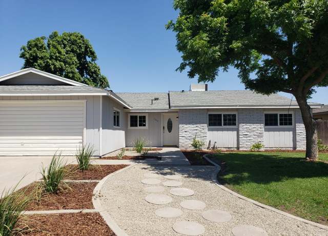 Property at 2255 Carter Way, Hanford, CA 93230, 3 beds, 2 baths
