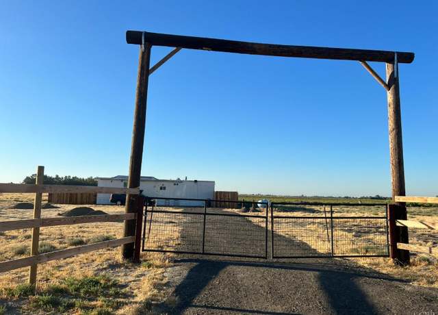 Property at 19738 Jersey Ave, Lemoore, CA 93245