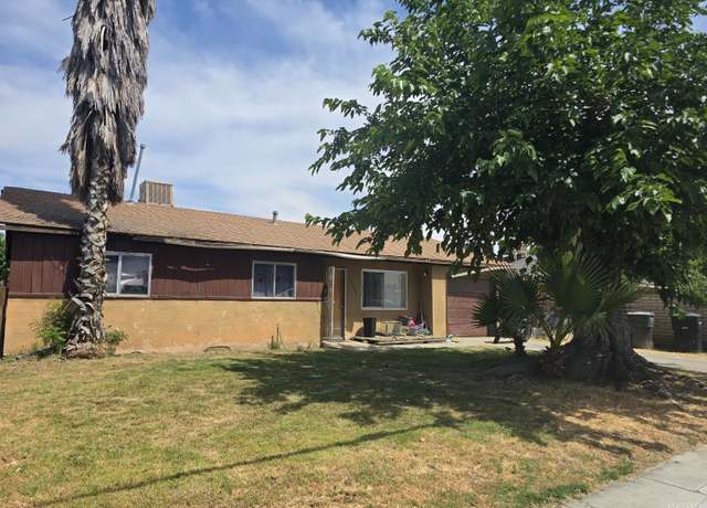 Property at 11541 S 11th Ave, Hanford, CA 93230, 3 beds, 1.5 baths