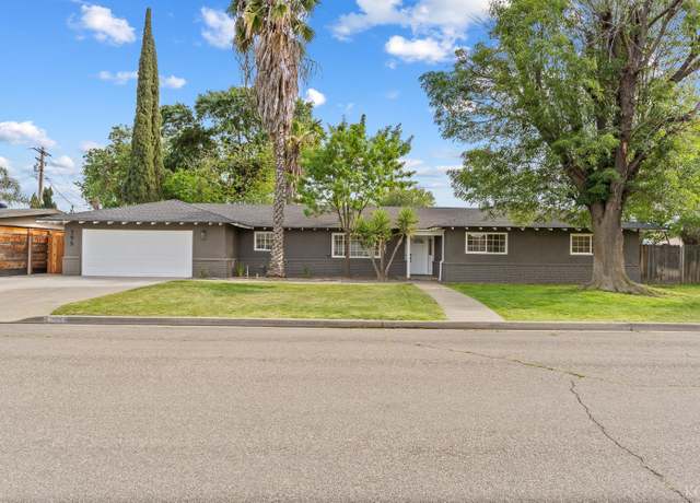 Property at 795 Luarence Ln, Hanford, CA 93223, 5 beds, 3 baths