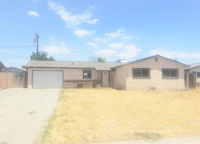 Property at 1008 E Elm St, Hanford, CA 93230, 3 beds, 2 baths