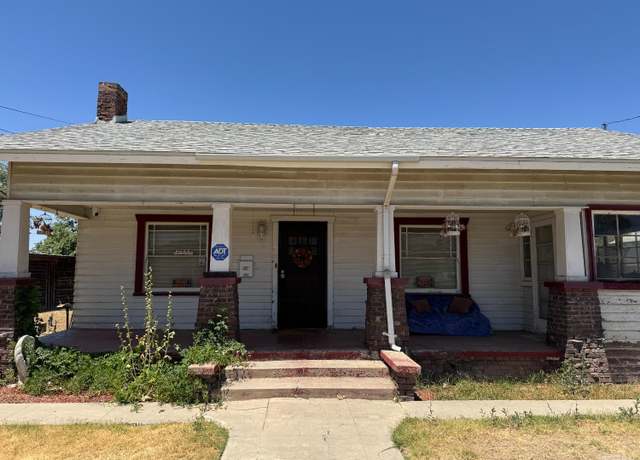 Property at 220 E Cameron St, Hanford, CA 93230, 3 beds, 2 baths