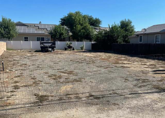Property at 334 G St, Lemoore, CA 93245