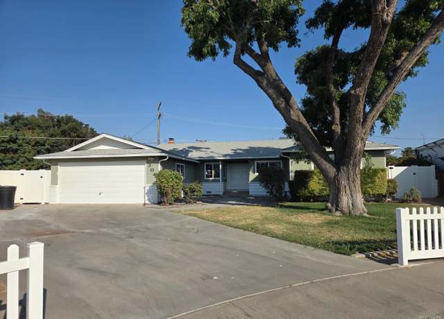Property at 304 Spring Pl, Lemoore, CA 93245, 4 beds, 2 baths