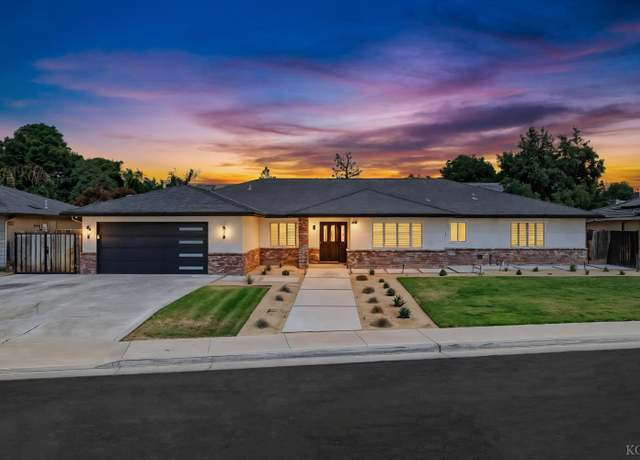 Property at 2680 Aspen St, Hanford, CA 93230, 4 beds, 2 baths