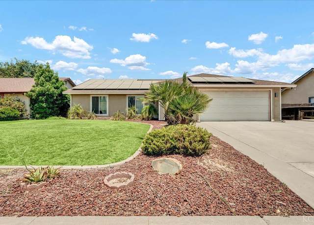 Property at 956 E Clover Ln, Hanford, CA 93230, 4 beds, 2 baths