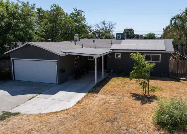 Property at 1940 N Kensington Way, Hanford, CA 93230, 3 beds, 1 bath