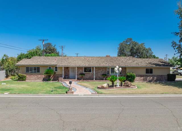 Property at 304 Ida Way, Hanford, CA 93230, 3 beds, 2 baths