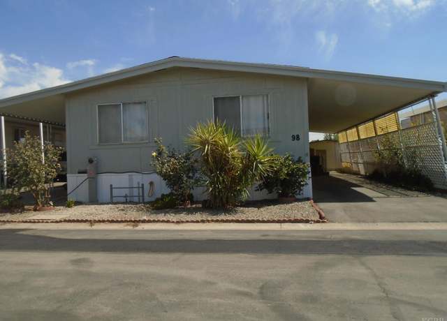 Property at 860 E Grangeville Blvd, Hanford, CA 93230, 3 beds, 2 baths