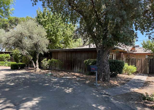 Property at 2152 Orange Ave, Corcoran, CA 93212, 3 beds, 2 baths