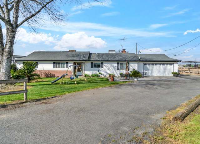 Property at 10612 6th Ave, Hanford, CA 93230, 3 beds, 2 baths