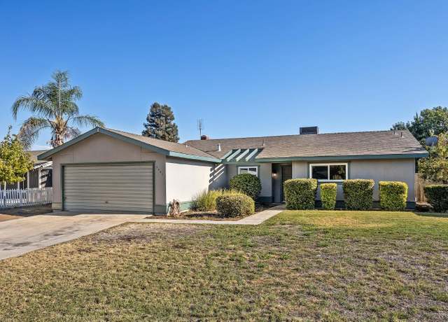 Property at 5541 W Walnut Ave, Visalia, CA 93277, 3 beds, 2 baths
