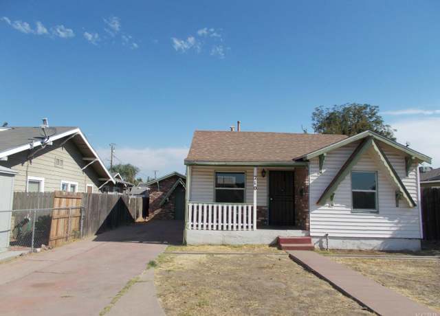 Property at 210 E Bush St, Lemoore, CA 93245, 3 beds, 1 bath
