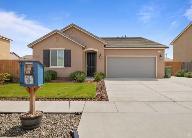 Property at 497 Granite St, Lemoore, CA 93245, 3 beds, 2 baths
