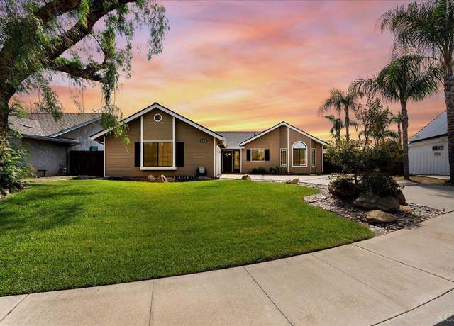 Property at 285 W Ash Ave, Hanford, CA 93230, 4 beds, 2 baths
