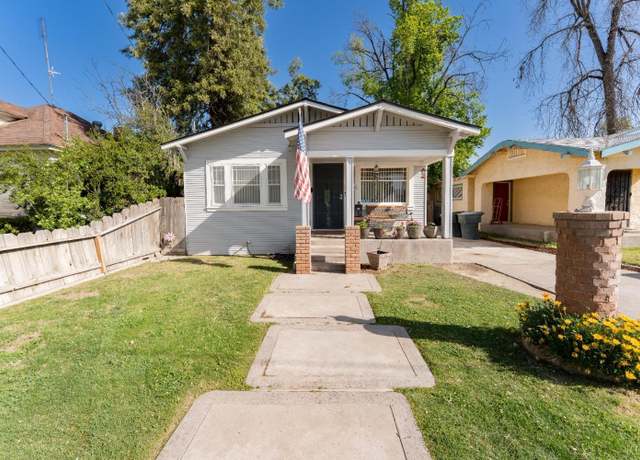 Property at 226 Bush St, Hanford, CA 93230, 3 beds, 1 bath