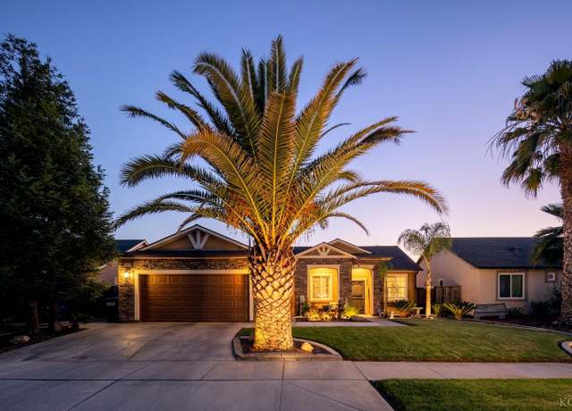 Property at 1177 Timothy Ave, Dinuba, CA 93618, 3 beds, 2 baths