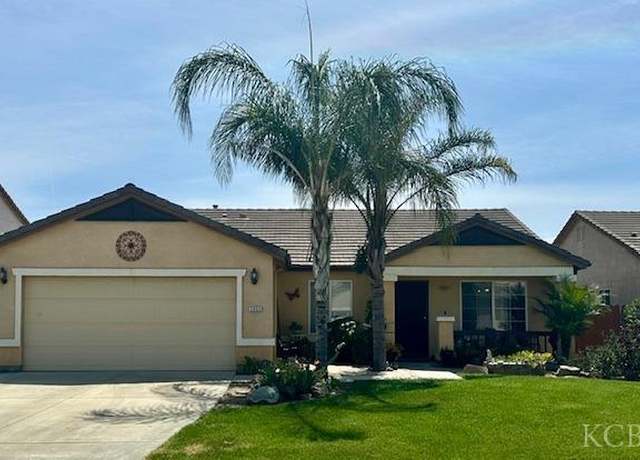 Property at 2055 W Queens Way, Hanford, CA 93230, 3 beds, 2 baths
