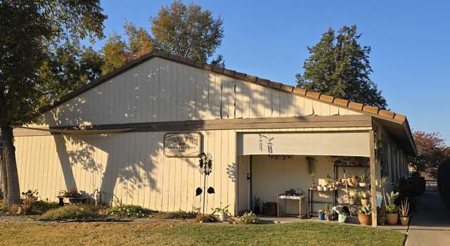 Photo of 116 W Elm St, Hanford, CA 93230