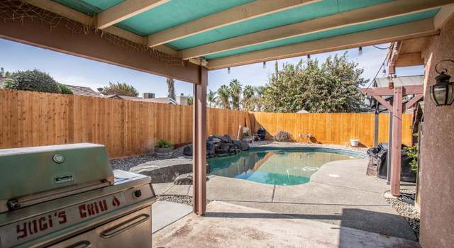 Photo of 1229 Summer Field Dr, Hanford, CA 93230