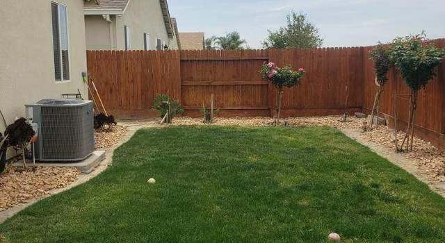 Photo of 1110 Greenbrier Dr, Hanford, CA 93230